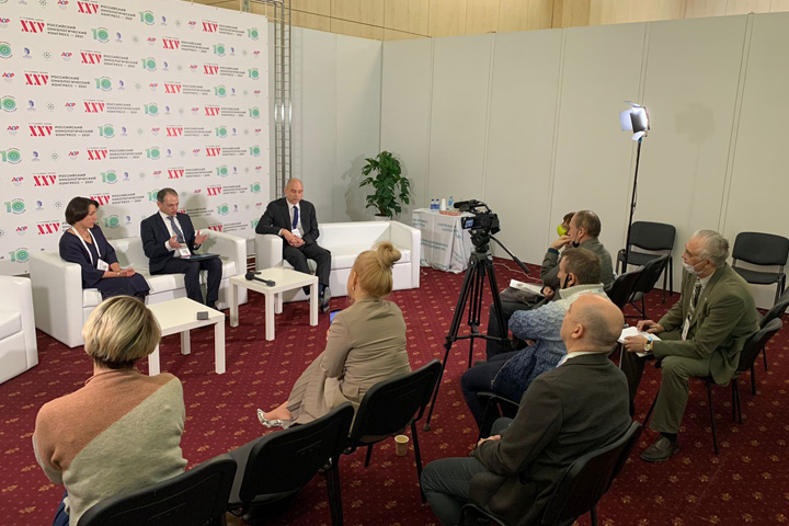 Во второй день работы XXV Российского онкологического конгресса состоялся брифинг для СМИ