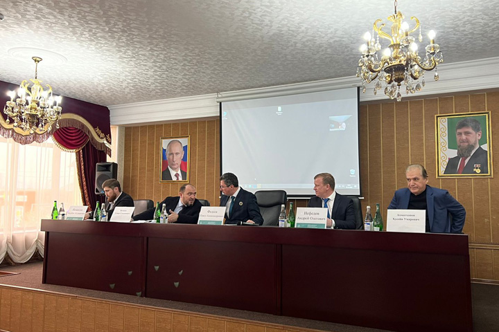 Грозный принимает региональную онкологическую конференцию